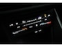 Volkswagen Taigo 1.0 TSI R-Line 115PK | Elecktr Glazen pano-dak | Parkeersensoren | App Connect | Climate control | Lane assist | DAB | LED | 17"LMV