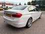 BMW 3-Serie 318i Luxury, Cruise, Clima, PDC, LED, Stoelv. 18"