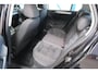Volkswagen Golf 1.6 TDI Highline BlueMotion Automaat
