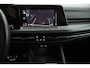 Volkswagen Golf 1.5 eTSI 150pk DSG R-Line Business IQ Light Trekhaak Camera Keyless ACC Navigatie
