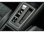 Volkswagen Golf 1.5 eTSI 150pk DSG R-Line Business IQ Light Trekhaak Camera Keyless ACC Navigatie