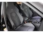Volkswagen Golf 1.5 eTSI 150pk DSG R-Line Business IQ Light Trekhaak Camera Keyless ACC Navigatie