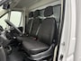 Opel Movano 140PK Bakwagen+Laadklep | 2500KG Trekhaak Dakspoiler | Camera | Airco | Cruise | 3-Zits