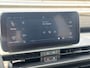Jeep Avenger Summit 54 kWh SOH 98.2% | Navigatie by Apple Car Play/ Android Auto | Camera | Climate Control | 18 Inch Lichtmetalen velgen