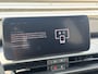 Jeep Avenger Summit 54 kWh SOH 98.2% | Navigatie by Apple Car Play/ Android Auto | Camera | Climate Control | 18 Inch Lichtmetalen velgen