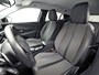 Peugeot 2008 1.2 PureTech Allure Sport Automaat (APPLE CARPLAY, GROOT NAVI, 360 CAMERA, LEDER, KEYLESS, SPORTSTOELEN, GETINT GLAS, CRUISE, NIEUWSTAAT)