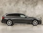 BMW 3-Serie 318i M Sport Automaat (PANORAMADAK, M PAKKET, GROOT NAVI, CAMERA, DEALER ONDERHOUDEN, COGNAC LEDER, SPORTSTOELEN, STOELVERWARMING, VIRTUAL COCKPIT, NIEUWSTAAT)