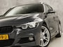 BMW 3-Serie 318i M Sport Automaat (PANORAMADAK, M PAKKET, GROOT NAVI, CAMERA, DEALER ONDERHOUDEN, COGNAC LEDER, SPORTSTOELEN, STOELVERWARMING, VIRTUAL COCKPIT, NIEUWSTAAT)