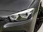 BMW 3-Serie 318i M Sport Automaat (PANORAMADAK, M PAKKET, GROOT NAVI, CAMERA, DEALER ONDERHOUDEN, COGNAC LEDER, SPORTSTOELEN, STOELVERWARMING, VIRTUAL COCKPIT, NIEUWSTAAT)