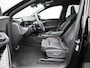 Audi Q6 e-tron edition performance 100 kWh 306 PK | Adaptive cruise control | Luchtvering | Glazen panoramadak | Geheugen best.stoel | Stuurverwarming | Stoelverwarming voor en achter | Dodehoekdetectie | 360 graden camera | MMI-bijrijdersscherm | Head-up display | Elektrisch verstelbaar stuur | Warmtepomp