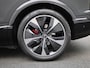Audi Q6 e-tron edition performance 100 kWh 306 PK | Adaptive cruise control | Luchtvering | Glazen panoramadak | Geheugen best.stoel | Stuurverwarming | Stoelverwarming voor en achter | Dodehoekdetectie | 360 graden camera | MMI-bijrijdersscherm | Head-up display | Elektrisch verstelbaar stuur | Warmtepomp