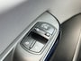 Opel Corsa 1.0 Turbo Innovation | Climate control | Parkeersensoren voor en achter | Lichtmetalen velgen | Half lederen bekleding | Stoel & Stuurverwarming | Cruise control