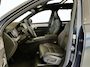 Volvo XC90 2.0 T8 Plug-in hybrid AWD Ultra Black Edition | Panoramadak | Trekhaak | Luchtvering | Bowers&Wilkins | Ventilatiestoelen |