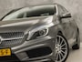 Mercedes-Benz A-klasse 180 AMG Sport (NAVIGATIE, LEDER/ALCANTARA, DIAMOND GRILL, SPORTSTOELEN, XENON, CRUISE, NIEUWE APK, NIEUWSSTAAT)