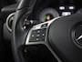 Mercedes-Benz A-klasse 180 AMG Sport (NAVIGATIE, LEDER/ALCANTARA, DIAMOND GRILL, SPORTSTOELEN, XENON, CRUISE, NIEUWE APK, NIEUWSSTAAT)