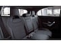 Mercedes-Benz A-klasse 180 Premium Plus | AMG | Panoramadak | Widescreen | Rijassistentiepakket | Stoelverwarming |