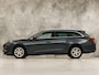 SEAT Leon 1.5 TSI Sport (4 CILINDER, VIRTUAL COCKPIT, APPLE CARPLAY, GROOT NAVI, CAMERA, SPORTSTOELEN, GETINT GLAS, ADAPTIVE CRUISE, NIEUWSTAAT)