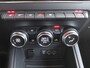 Renault Captur 1.3 TCe 140 Initiale Paris AUTOMAAT | TREKHAAK | LEER | CAMERA