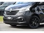 Renault Trafic 2.0 dCi 145 T29 L2H1 DC Black Edition Camera, Cruise, Clima, 145pk, Automaat, 2 x Schuifdeur, Trekhaak, Sensoren,