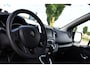 Renault Trafic 2.0 dCi 145 T29 L2H1 DC Black Edition Camera, Cruise, Clima, 145pk, Automaat, 2 x Schuifdeur, Trekhaak, Sensoren,