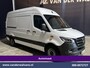 Mercedes-Benz Sprinter 317 CDI 170pk 9G-Tronic Automaat L2H2 2025 Model Euro6 Airco | Camera | Navigatie | Adaptieve Cruisecontrol | LED Chauffeursstoel, Stoelverwarming, Parkeersensoren, Bijrijdersbank