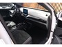 Volkswagen ID.4 Pro 77 kWh|Rijklaar!|SoH90%|ACC|Trekhaak|StuurwielverwarmingCarplay|Sfeerverlichting|AndroidAuto|PDC|Winterpakket