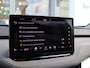 Skoda Enyaq iV 80 204 pk Loft | Warmtepomp | Navigatie | SmartLink | 360 Camera | Voorstoelen met Geheugen | Stoel + Stuurverwarming | Voorruit Verwarming | Elektrische Klep | SOH 96% |