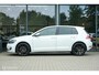 Volkswagen E-Golf e-Golf | SOH 88% | LED | ACC | Leder | Clima | CarPlay | Stoelverwarming | Digidash | Navi | 19 Inch velgen | All Seasons | Rijklaar
