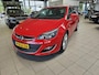 Opel Astra 1.6 Turbo Cosmo