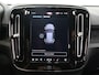 Volvo XC40 Recharge Core Single Motor Ext Range | Navigatie | Stoelverwarming | Stuurwielverwarming | Achteruitrijcamera | Apple Carplay/Android Auto |