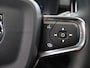 Volvo XC40 Recharge Core Single Motor Ext Range | Navigatie | Stoelverwarming | Stuurwielverwarming | Achteruitrijcamera | Apple Carplay/Android Auto |
