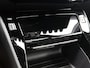 Peugeot e-208 EV GT 51 kWh 156pk | Accu 96% | 410km WLTP Actieradius | Navigatie | Panoramadak | Achteruitrijcamera | Adaptieve cruise control | Leder/Alcantara | Stoel elektrisch+verwarmd+massage | Full Led koplampen | Parkeersensoren v+a | Keyless | Warmtepomp | Draadloze telefoonlader | Donker getint glas | 17" lichtmetalen velgen |
