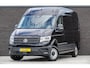 Volkswagen Crafter L3H3 | 2.0Tdi 140Pk Aut. | Nieuw Model | Stoel-Stoel | Achteruitrijcamera | LED | 17'' | Deep Black
