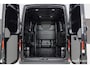 Volkswagen Crafter L3H3 | 2.0Tdi 140Pk Aut. | Nieuw Model | Stoel-Stoel | Achteruitrijcamera | LED | 17'' | Deep Black