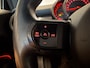 MINI Cooper 3-Deurs 1.5 Business Edition (LED, STOELVERWARMING, NAVI, 17 INCH)