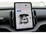 Volvo EX30 P5 Long Range Plus Black Edition Europa 69 kWh | Harman/Kardon | Hoogglans Zwart Dak | 20-Inch Lichtmetalen Velgen | Adaptieve Cruise Control | Pilot Assist | Elektrische Achterklep | Keyless | Elektrische Stoelen Met Geheugen | Achteruitrijcamera | Parkeersensoren Voor & Achter | Interieurverlichting | Getint Glas Achter | Metallic Lak | Black Interieur |