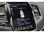 Volvo XC90 T8 Automaat AWD Ultra Dark | Bowers & Wilkins | Luchtvering | Panoramadak | Rondom zichtcamera | 22" Lichtmetalen velgen | Verwarmbare voorstoelen | Verwarmbaar stuurwiel | Massagefunctie voorstoelen | Ventileerbare voorstoelen | Verwarmbare achterbank