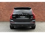 Volvo XC90 T8 Automaat AWD Ultra Dark | Bowers & Wilkins | Luchtvering | Panoramadak | Rondom zichtcamera | 22" Lichtmetalen velgen | Verwarmbare voorstoelen | Verwarmbaar stuurwiel | Massagefunctie voorstoelen | Ventileerbare voorstoelen | Verwarmbare achterbank