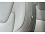 Volvo XC90 T8 Automaat AWD Ultra Dark | Bowers & Wilkins | Luchtvering | Panoramadak | Rondom zichtcamera | 22" Lichtmetalen velgen | Verwarmbare voorstoelen | Verwarmbaar stuurwiel | Massagefunctie voorstoelen | Ventileerbare voorstoelen | Verwarmbare achterbank
