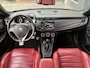 Alfa Romeo Giulietta 1.4 Turbo MultiAir Super | Rood lederen bekleding | Grigio Magnesio | Trekhaak |