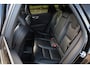 Volvo XC60 2.0 T8 Plug-in hybrid AWD Ultimate Dark ,SOH 100%, Panoramadak, Trekhaak, Harman/Kardon,