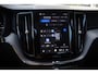 Volvo XC60 2.0 T8 Plug-in hybrid AWD Ultimate Dark ,SOH 100%, Panoramadak, Trekhaak, Harman/Kardon,