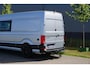 Volkswagen Crafter 35 2.0 TDI L4H3 Highline in Nieuwstaat met BPM voordeel |Mooie Camperbasis |180 PK Automaat |2 stoelen |Adaptive Cruise |Standkachel |Trekhaak |Camera |Metallic |Stoelverwarming