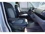 Volkswagen Crafter 35 2.0 TDI L4H3 Highline in Nieuwstaat met BPM voordeel |Mooie Camperbasis |180 PK Automaat |2 stoelen |Adaptive Cruise |Standkachel |Trekhaak |Camera |Metallic |Stoelverwarming