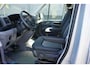 Volkswagen Crafter 35 2.0 TDI L4H3 Highline in Nieuwstaat met BPM voordeel |Mooie Camperbasis |180 PK Automaat |2 stoelen |Adaptive Cruise |Standkachel |Trekhaak |Camera |Metallic |Stoelverwarming
