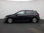 Volkswagen Golf 1.0 eTSI Active Automaat | Apple CarPlay/Android Auto | Navigatie | Cruise Control | Parkeersensoren | Climate control | Camera | Sfeerverlichting | Private glass