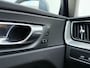 Volvo XC60 T8 455pk Plug-in hybrid AWD Plus Bright / Leder / Schuif-kanteldak / 20 inch / Getint glas / Adaptieve cruise / 360 camera.