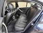 BMW 3-Serie 320i Upgrade Edition | M-SPORT VELGEN | LEDER | TREKHAAK | GOED ONDERHOUDEN