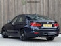 BMW 3-Serie 320i Upgrade Edition | M-SPORT VELGEN | LEDER | TREKHAAK | GOED ONDERHOUDEN