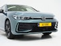 Volkswagen Passat Variant 1.5 eHybrid R-Line Edition | 5 Jaar Garantie | Panoramadak | Trekhaak | Massage | 360 | HUD | Sfeerlicht | Keyless
